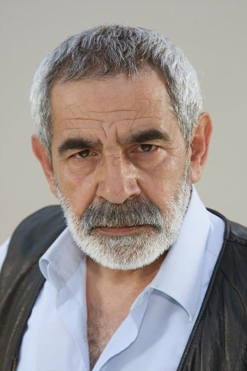 Turgay Tanülkü zdjęcie
