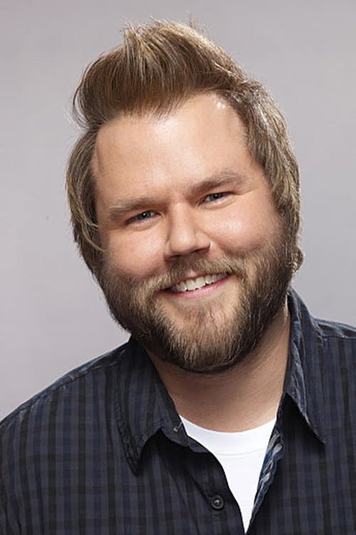Tyler Labine zdjęcie
