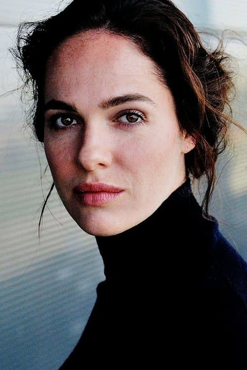 Verena Altenberger zdjęcie