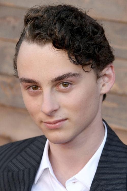 Wyatt Oleff zdjęcie