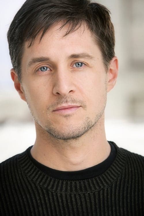 Yuri Lowenthal zdjęcie