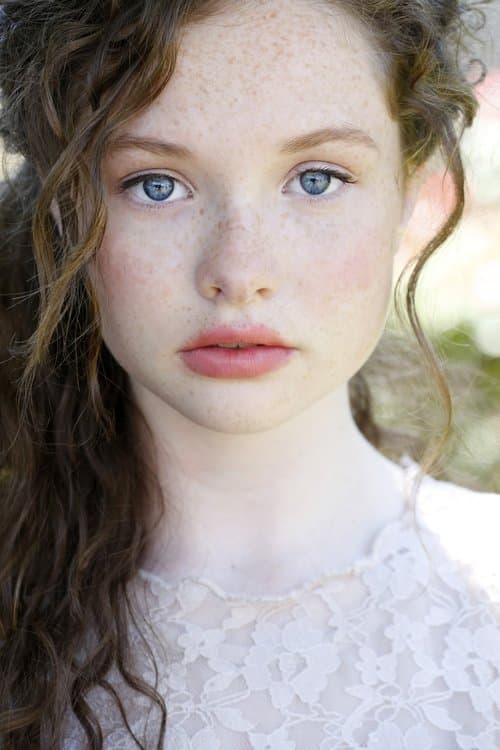 Zoe Colletti zdjęcie